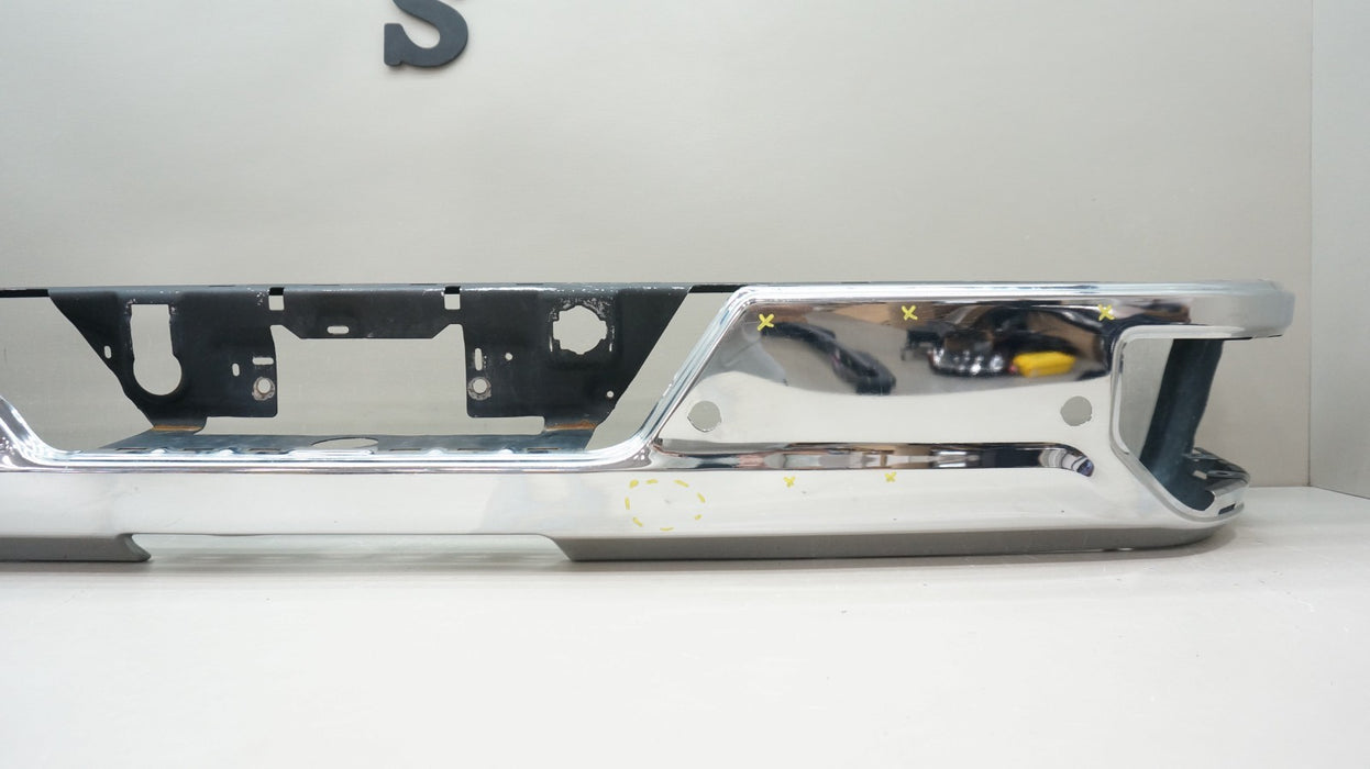 2019-2024 GMC SIERRA / CHEVROLET SILVERADO 2500 3500 REAR METAL BUMPER OEM