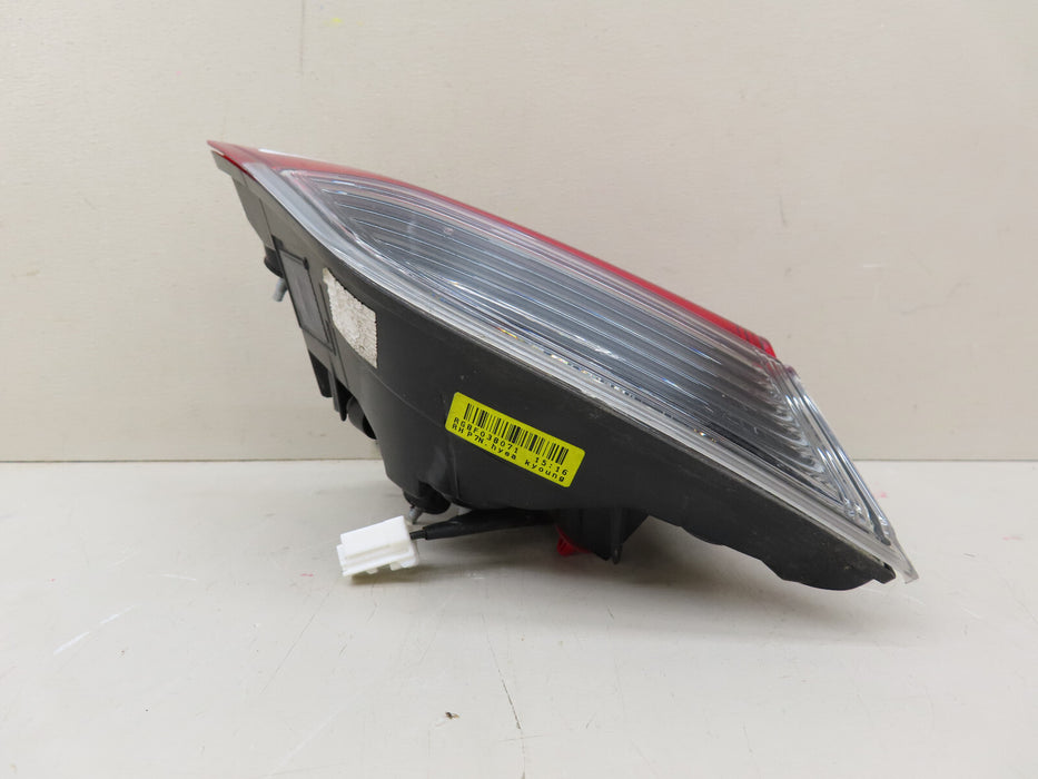 2017-2020 NISSAN ROGUE REAR RIGHT PASSENGER INNER TAIL LIGHT OEM