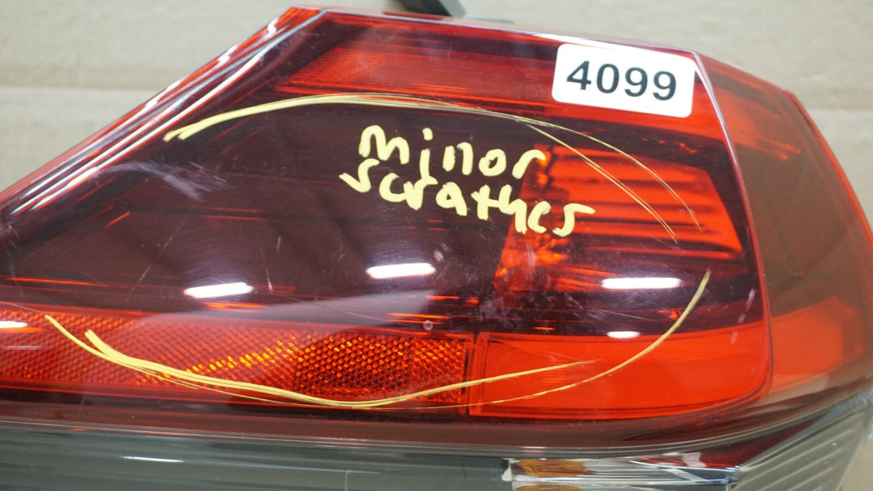 2017-2019 NISSAN ROGUE REAR LEFT DRIVERS SIDE OUTER TAIL LIGHT OEM 17 18 19