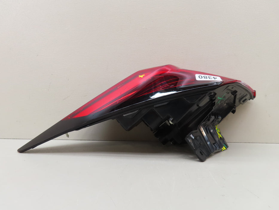 2022-2024 HONDA CIVIC HATCHBACK REAR RIGHT PASSENGER TAIL LIGHT OUTER OEM