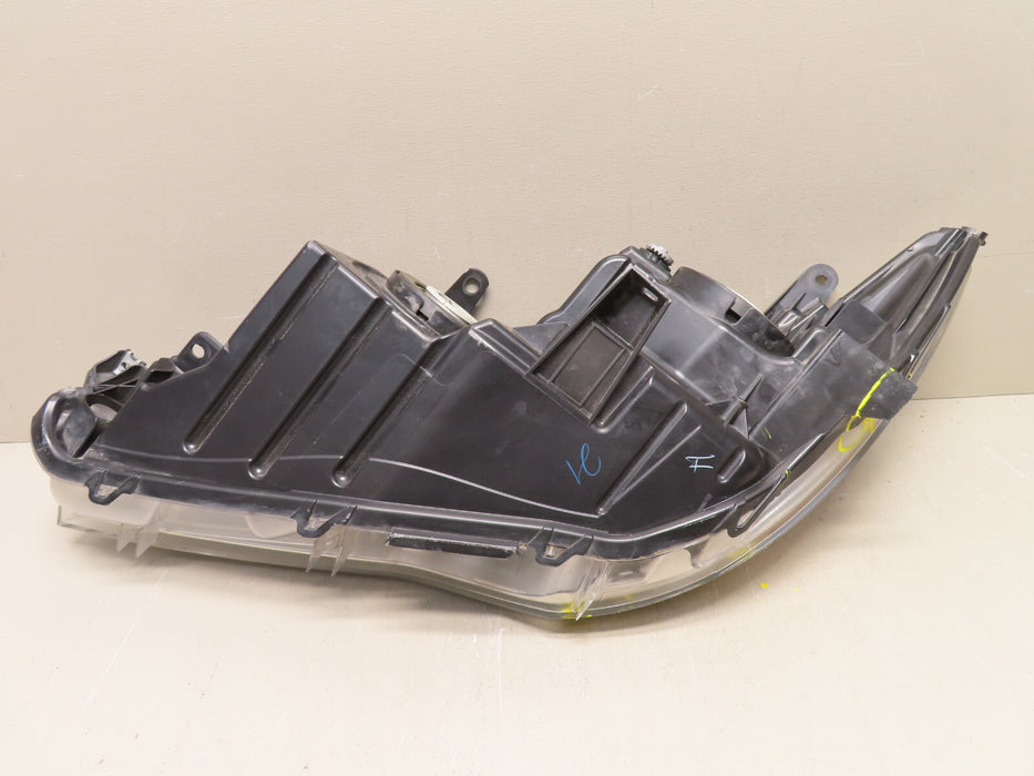 2015 2016 2017 TOYOTA CAMRY RIGHT PASSENGER HEADLIGHT LAMP HALOGEN OEM