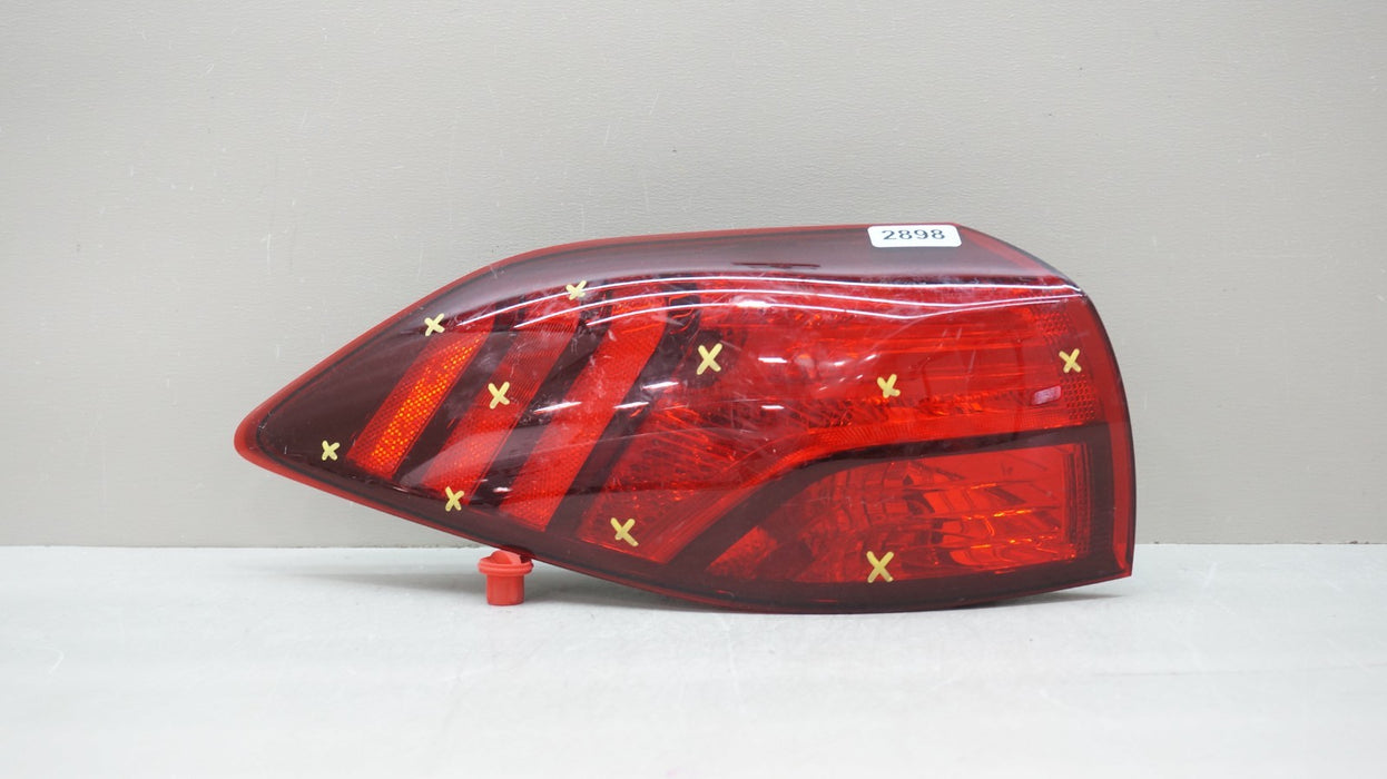 2019-2021 HYUNDAI TUCSON REAR LEFT SIDE HALOGEN OUTER TAIL LIGHT OEM 92401D3550