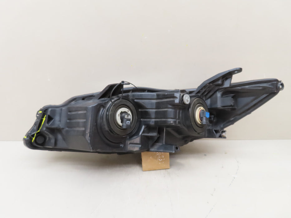 2015 2016 2017 TOYOTA CAMRY FRONT RIGHT PASSENGER HEADLIGHT HALOGEN OEM