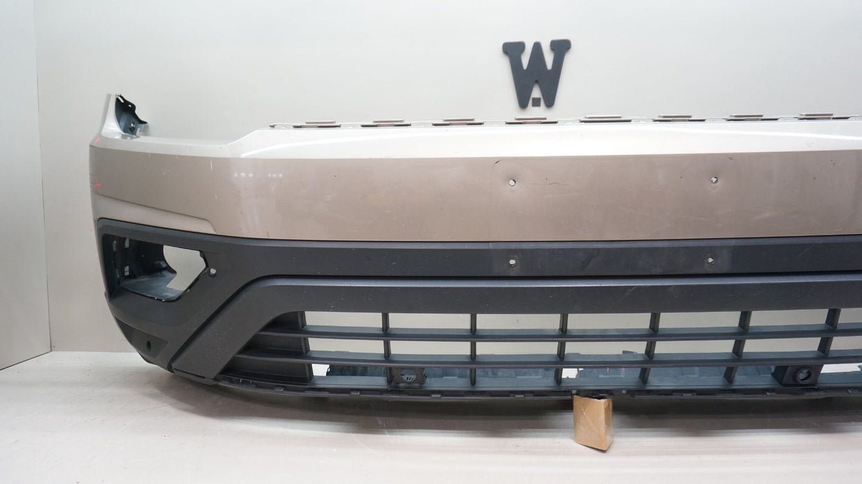 2018-2020 VOLKSWAGEN ATLAS FRONT BUMPER COVER PANEL OEM 3CN807221