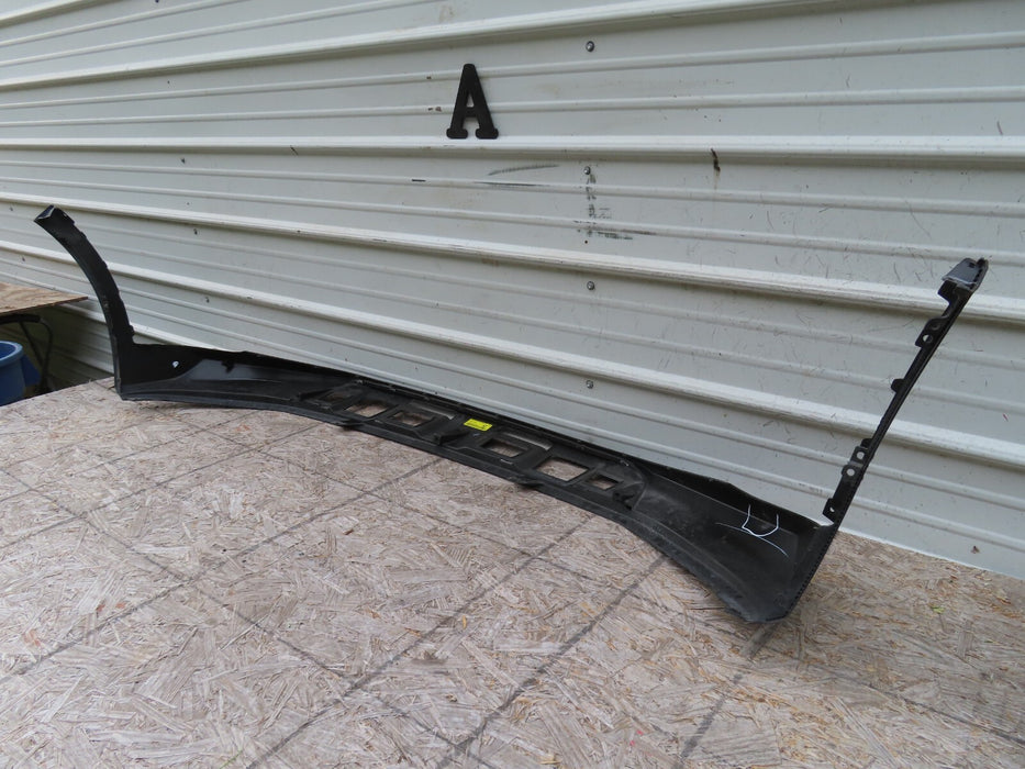 2019-2020 HYUNDAI SANTA FE SUV FRONT LOWER BUMPER COVER PANEL OEM 86512-S2000