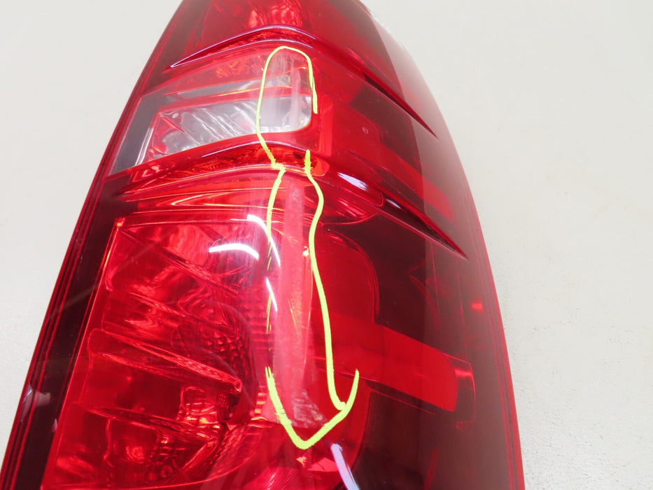 2007-2014 CHEVROLET TAHOE REAR RIGHT PASSENGER SIDE LIGHT TAILLIGHT LAMP OEM