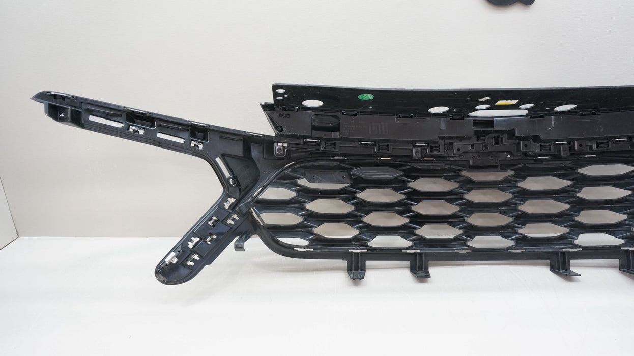 2024-2025 CHEVROLET TRAX RS FRONT BUMPER RADIATOR GRILLE OEM 42769274