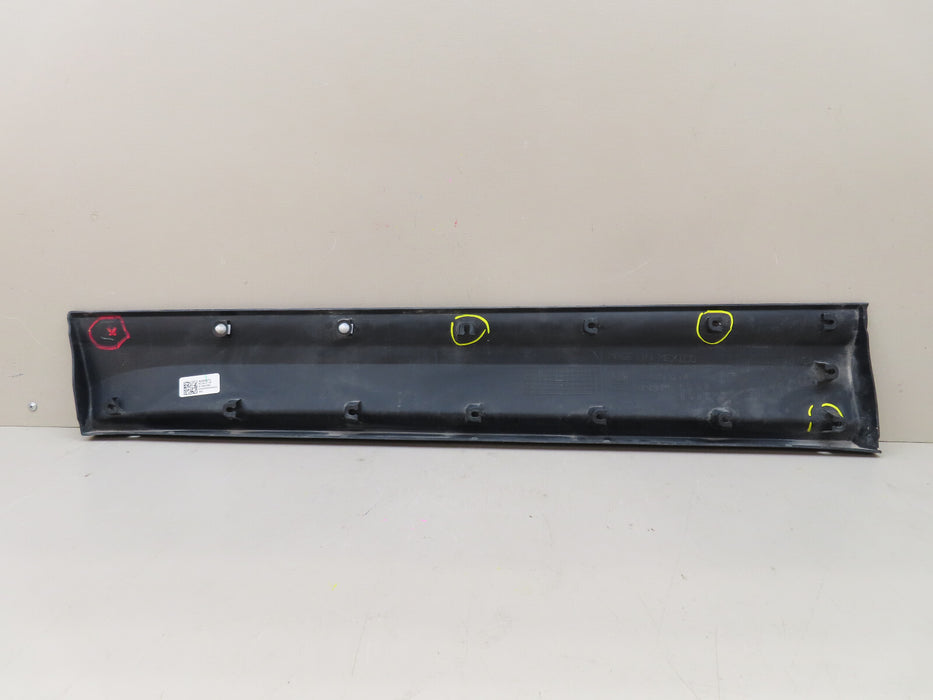 2019-2023 CHEVROLET EQUINOX FRONT RIGHT PASSENGER LOWER DOOR MOLDING OEM