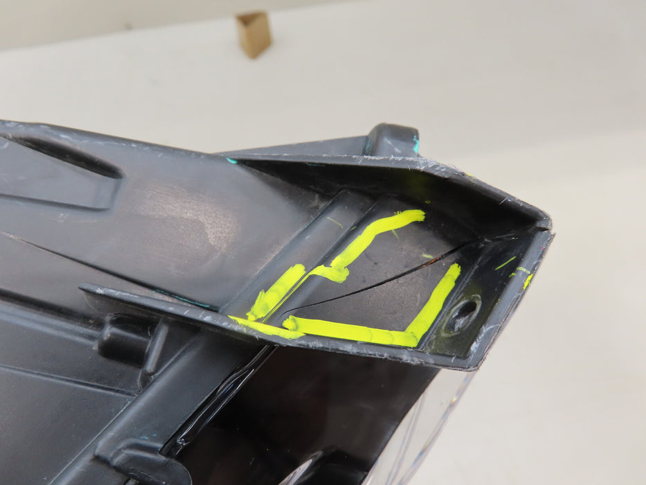 2020-2023 TESLA MODEL Y FRONT LEFT DRIVER SIDE  FOG LIGHT1 OEM 1507930-00-C