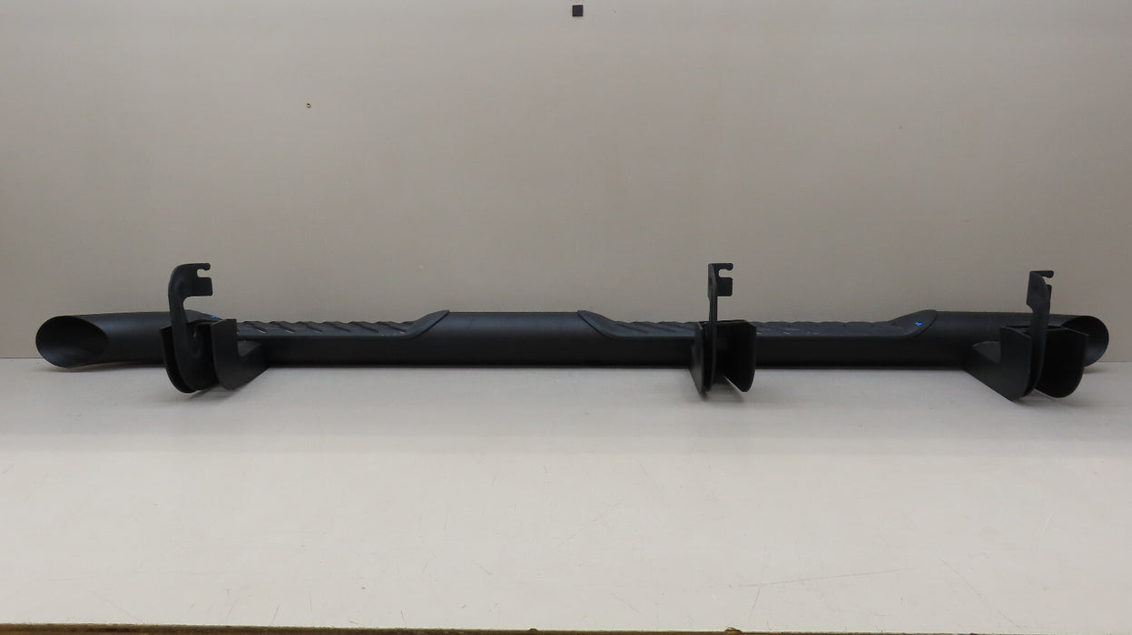 2019-2023 CHEVROLET SILVERADO 1500 CREW CAB LEFT RUNNING BOARD STEP OEM 84067175
