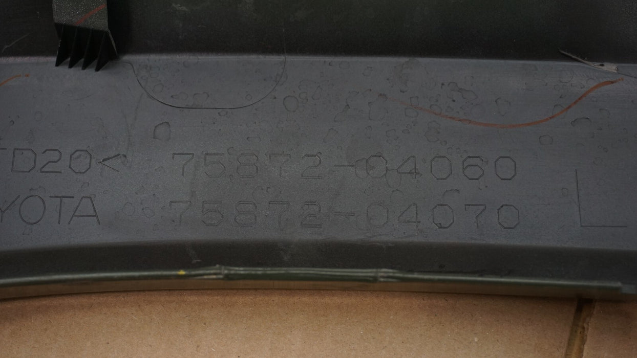 2016-2021 TOYOTA TACOMA FRONT LEFT DRIVERS SIDE FENDER FLARE MOLDING TRIM OEM
