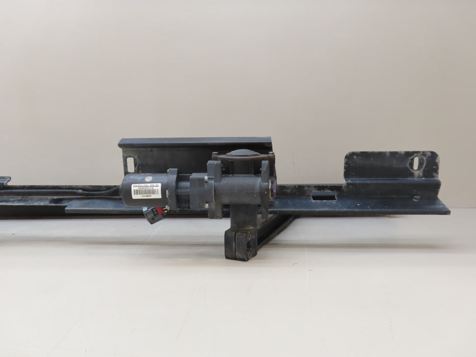 2020-2023 CHEVROLET/GMC SILVERADO SIERRA 1500 RIGHT POWER RUNNING BOARD OEM
