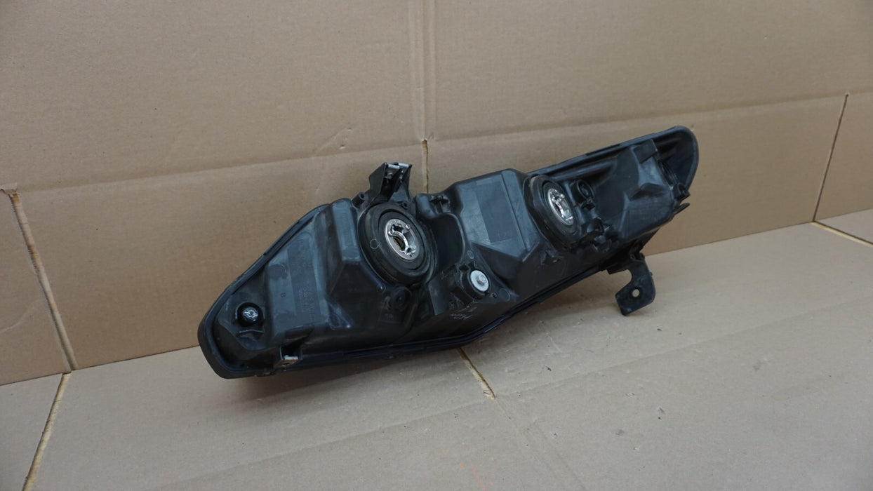 2009-2011 HONDA CIVIC FRONT RIGHT PASSENGERS SIDE HEADLIGHT OEM 09 10 11