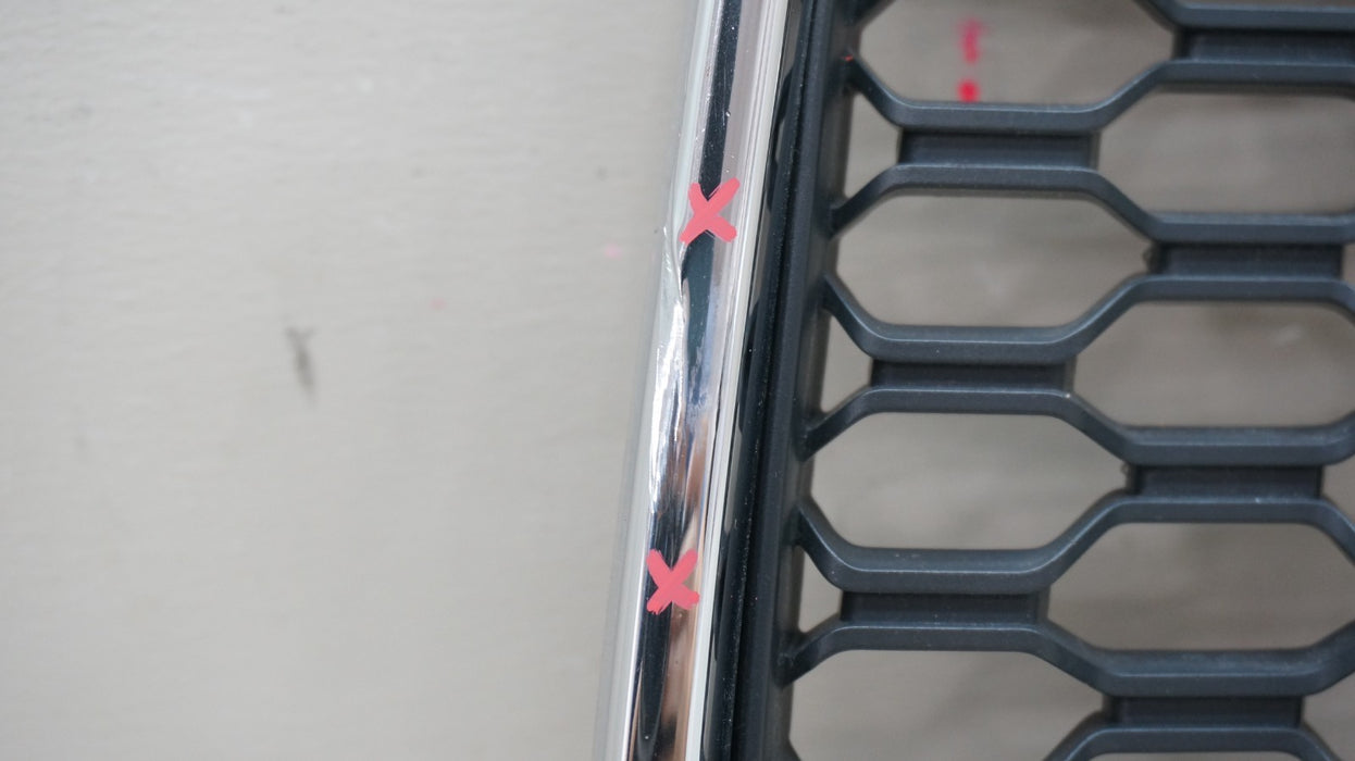 2017-2020 JEEP GRAND CHEROKEE FRONT GRILLE INSERT AFTERMARKET