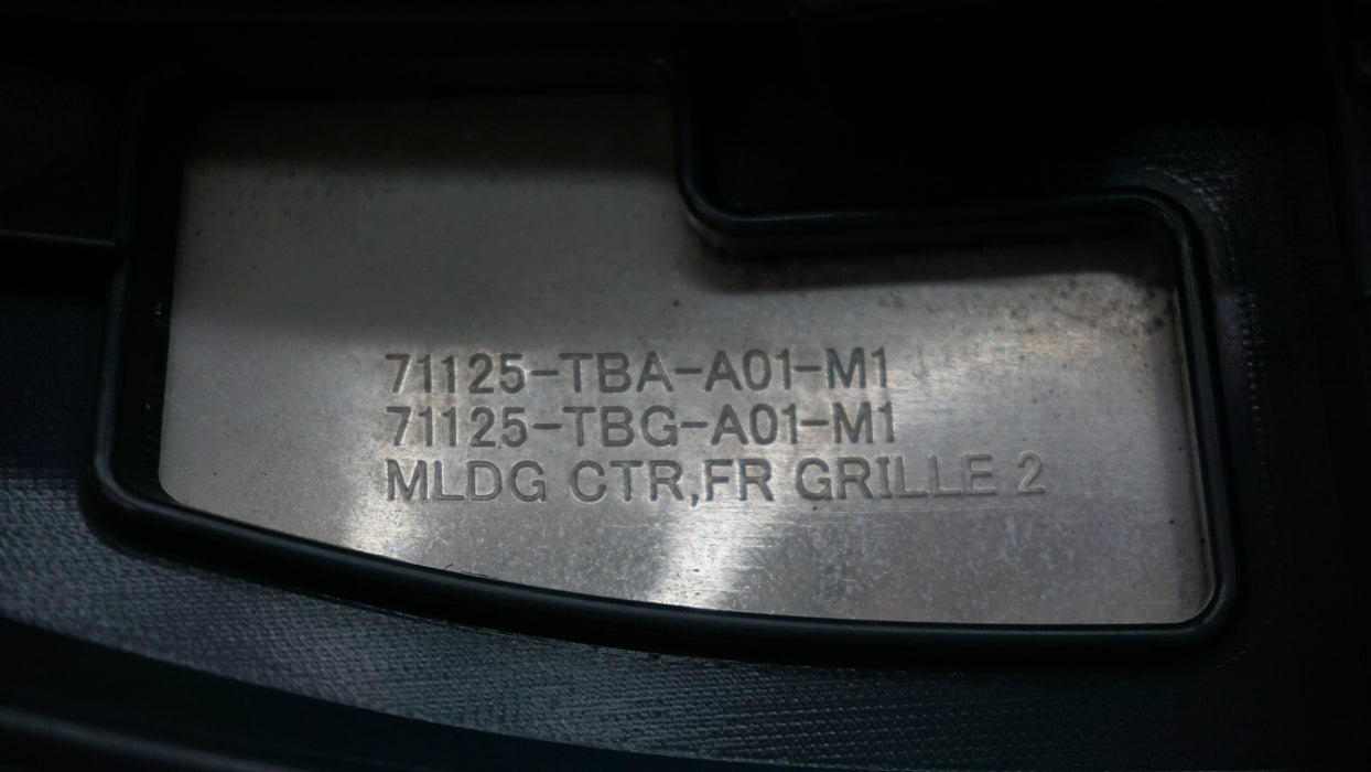 2016-2019 HONDA CIVIC FRONT UPPER GRILL GRILLE OEM 71125-TBA-AO1-M1 16 17 18 19