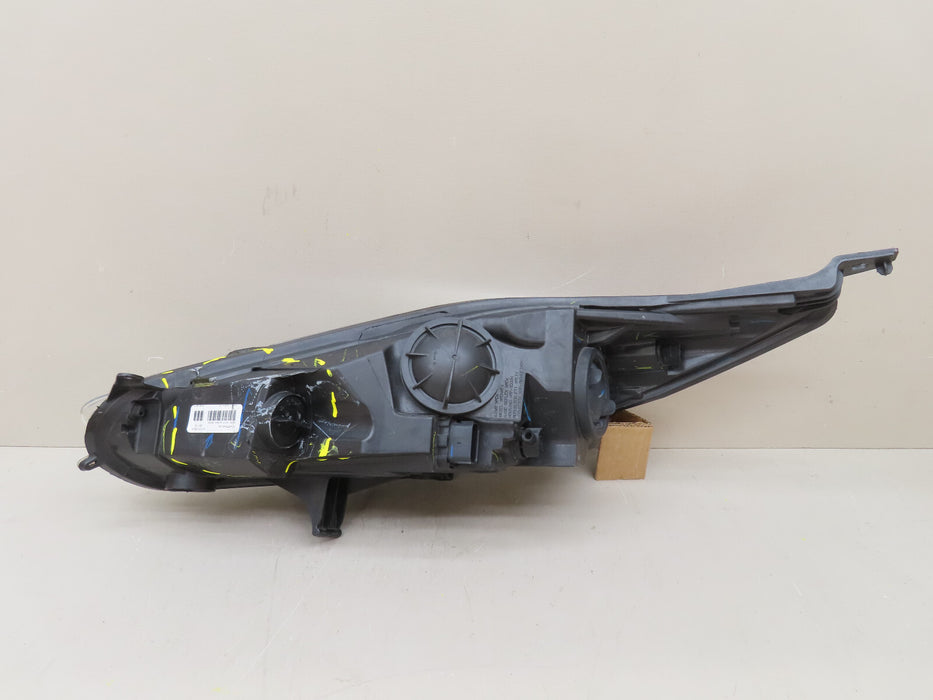 2014-2019 FORD FIESTA FRONT RIGHT PASSENGER SIDE HEADLIGHT HALOGEN OEM