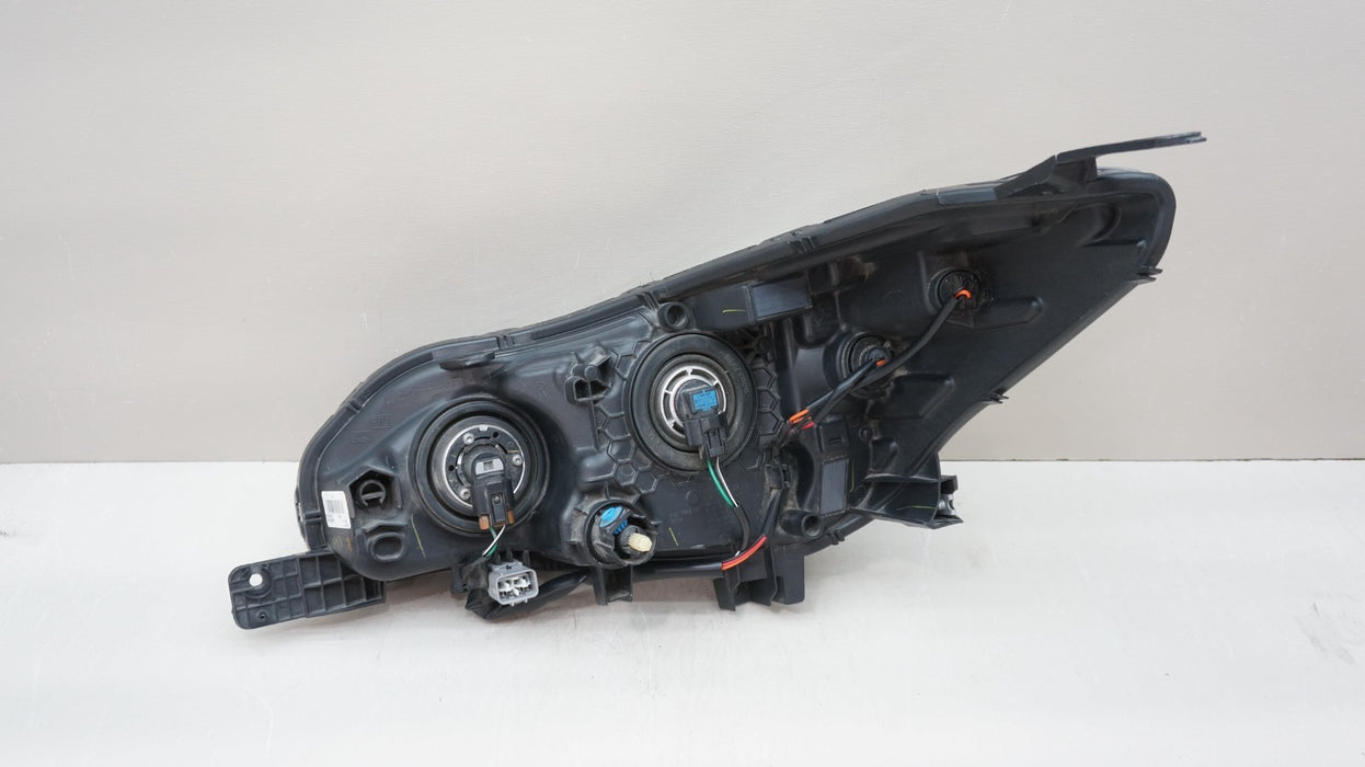 2017-2023 SUBARU IMPREZA FRONT RIGHT PASSENGER SIDE HALOGEN HEADLIGHT OEM