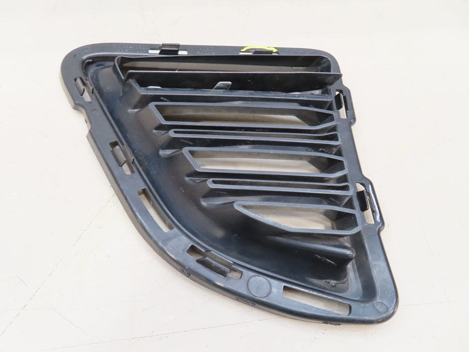 2017-2018 CHEVROLET CAMARO SS FRONT RIGHT BUMPER DRL GRILLE GRILL OEM 84278550