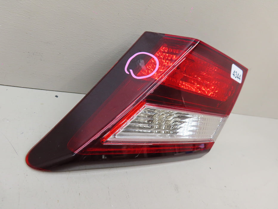 2013-2015 HONDA CIVIC SEDAN RIGHT PASSENGER SIDE INNER LID TAIL LIGHT OEM
