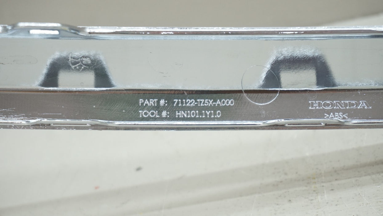 2017-2020 ACURA MDX FRONT GRILLE SURROUND TRIM MOLDING OEM 71122-TZ5X-A000