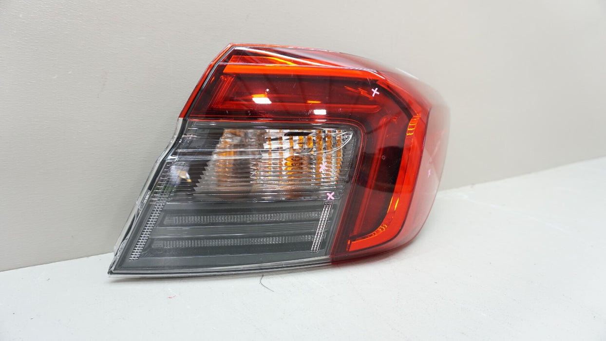 2022-2024 HONDA CIVIC SEDAN REAR RH RIGHT PASSENGER SIDE TAIL LIGHT OEM