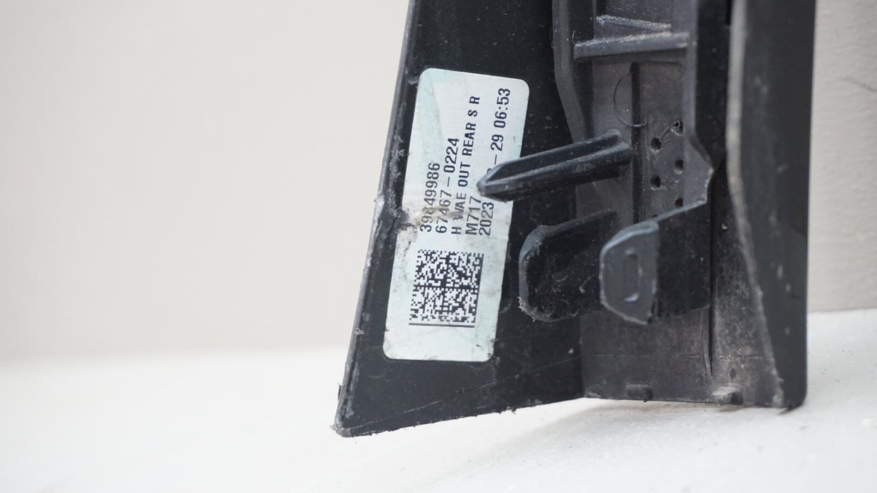 2016-2018 VOLVO XC90 REAR RH RIGHT WHEEL ARCH MOLDING FLARE OEM 31378161