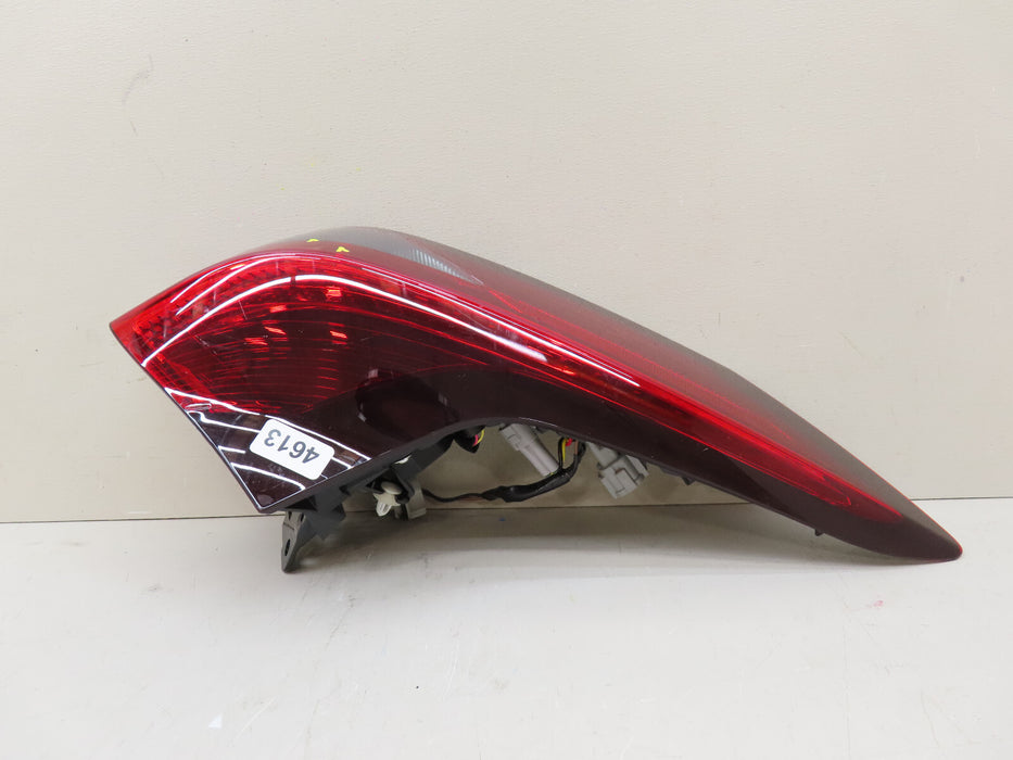 2021-2024 NISSAN ROGUE LEFT DRIVER SIDE OUTER TAIL LIGHT HALOGEN/LED OEM