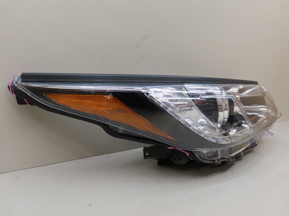 2017 2018 2019 TOYOTA HIGHLANDER FRONT RIGHT PASSENGER HEADLIGHT HALOGEN OEM