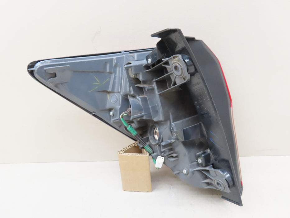 2016-2018 HONDA HRV HR-V REAR RIGHT PASSENGER OUTER TAIL LIGHT OEM