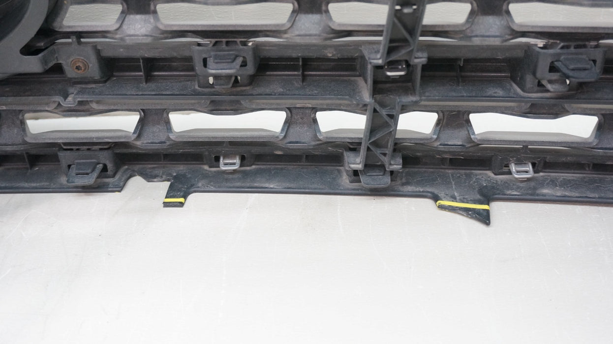 2018-2021 FORD EXPEDITION MAX PLATINUM FRONT GRILLE W / CAMERA OEM JL1B-8200-PHW