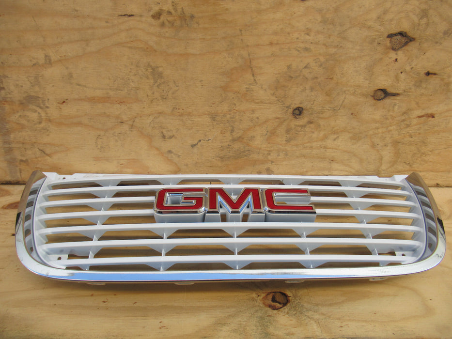 07 08 09 10 11 12 13 14 GMC Yukon FRONT GRILLE GRILL OEM