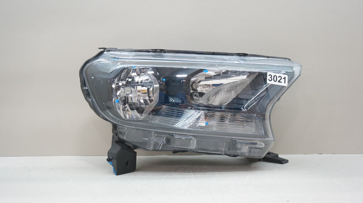 2019-2023 FORD RANGER FRONT RIGHT PASSENGER SIDE HALOGEN HEADLIGHT OEM