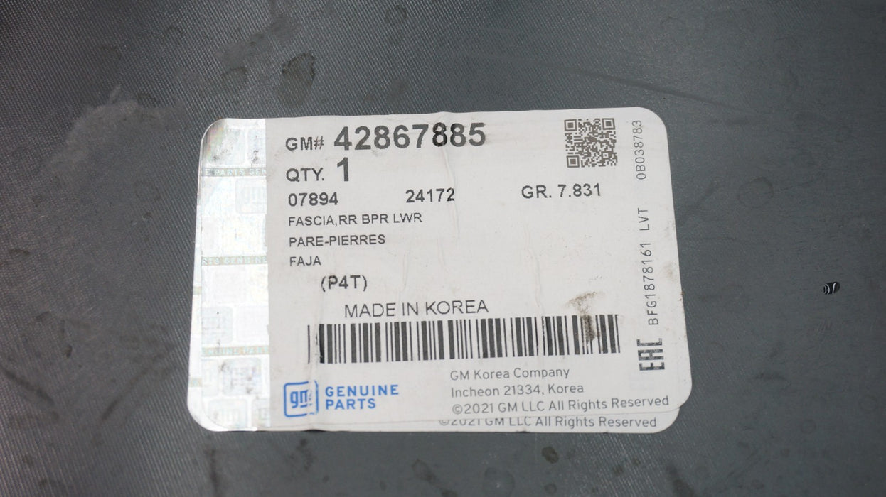 2024-2025 CHEVROLET TRAX REAR LOWER BUMPER COVER VALANCE OEM 42780299