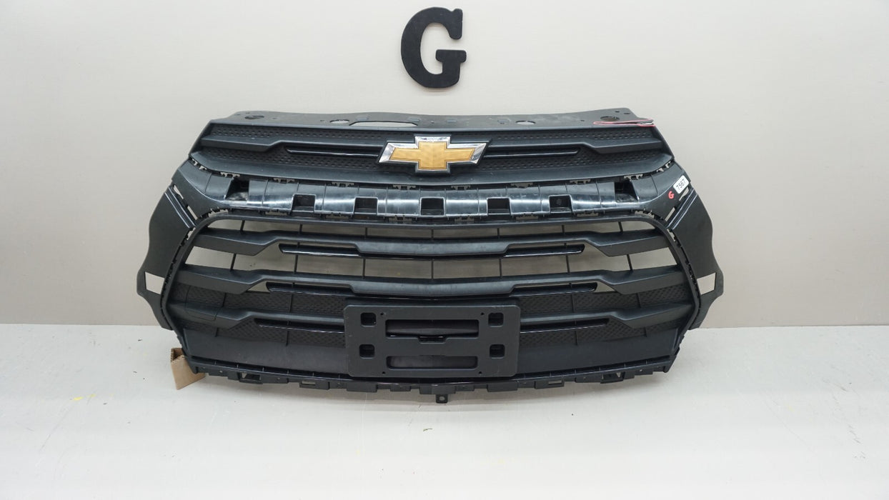 2021-2022 CHEVROLET TAHOE FRONT RADIATOR GRILLE GRILL OEM 42756111