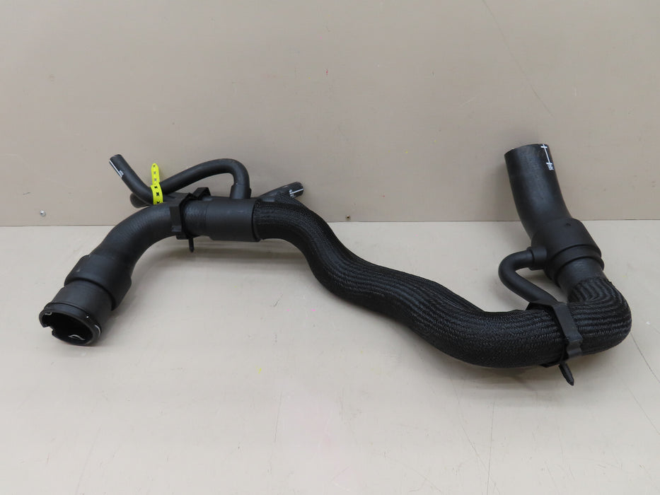 2011-2014 CHEVROLET SILVERADO-SIERRA 2500 3500 LOWER RADIATOR OUTLET HOSE OEM