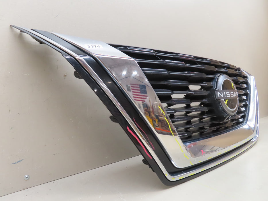 2021-2022 NISSAN ROGUE FRONT RADIATOR GRILLE GRILL W/ EMBLEM OEM 62310-6RA0B