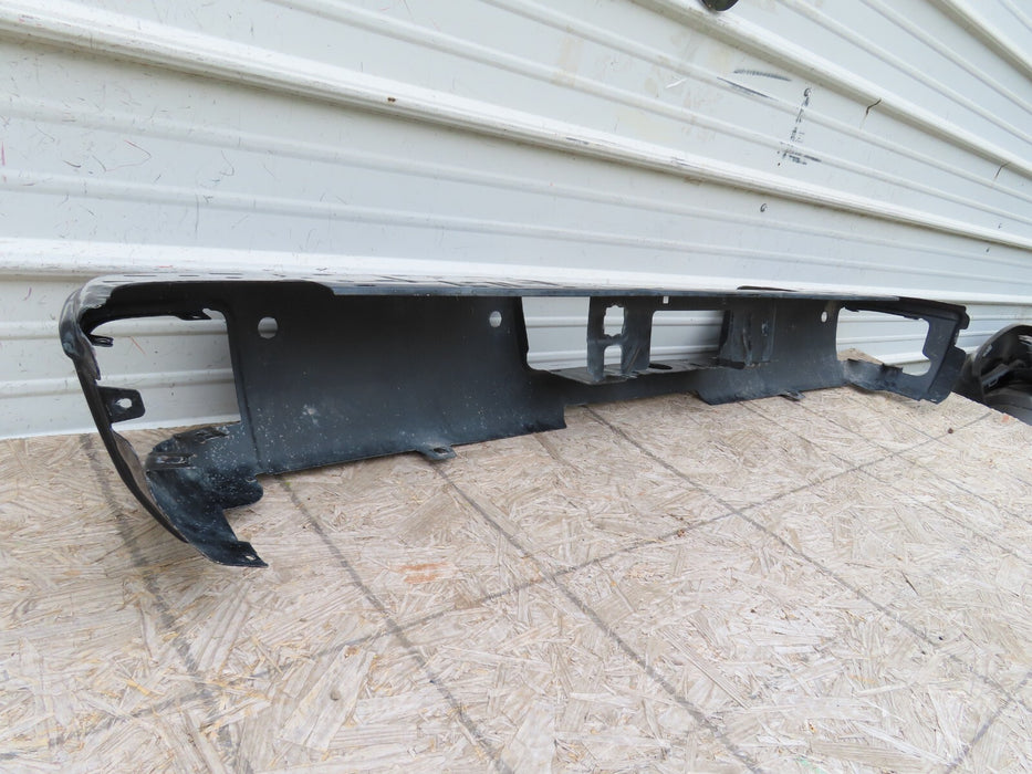 2015-2018 CHEVROLET SILVERADO GMC SIERRA 2500 3500 HD REAR BUMPER OEM 23108141