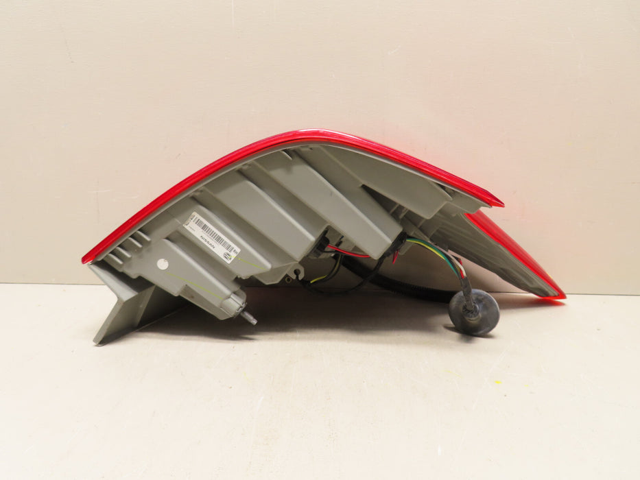 2016-2019 NISSAN SENTRA REAR RIGHT PASSENGER SIDE TAIL LIGHT HALOGEN OEM