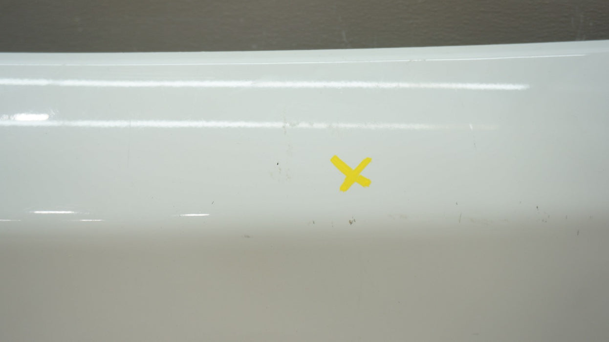 2011-2016 CHRYSLER TOWN & COUNTRY REAR LIFT GATE MOLDING W / CAMERA OEM