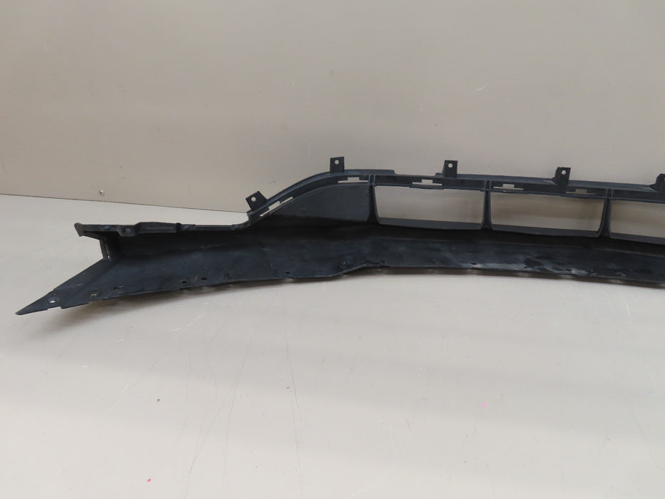 2016-2017 2018 CHEVROLET MALIBU FRONT LOWER BUMPER COVER VALANCE OEM 23478398