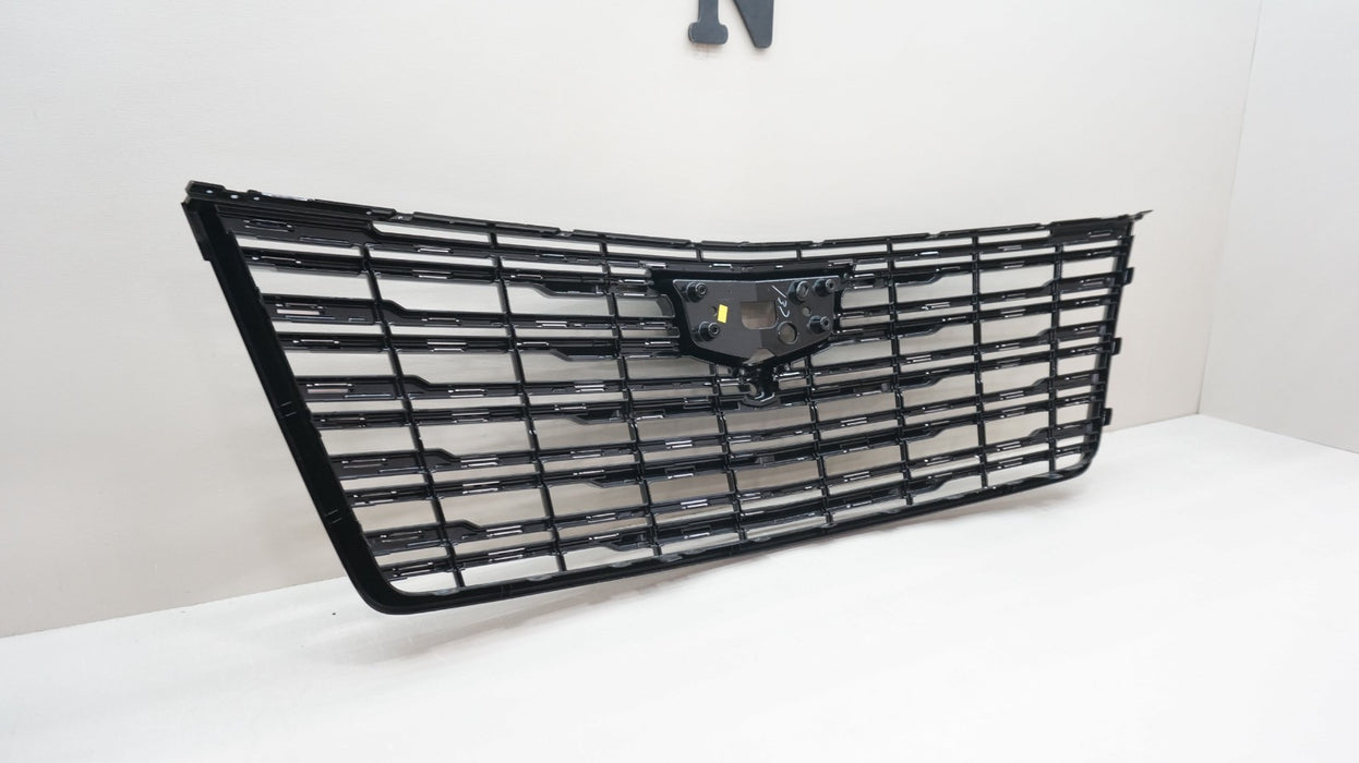 2025-2026 CADILLAC ESCALADE PLATINUM FRONT BUMPER GRILLE OEM 8574267 *NEW*