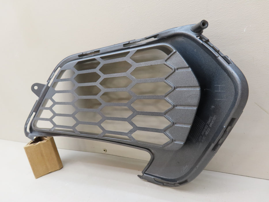 2021-2023 FORD MUSTANG FRONT LEFT DRIVER SIDE FOG LIGHT COVER OEM