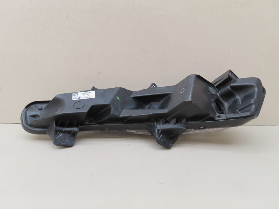 2019-2023 CHEVROLET MALIBU FRONT RIGHT PASSENGER SIDE FOG LIGHT OEM 84843548