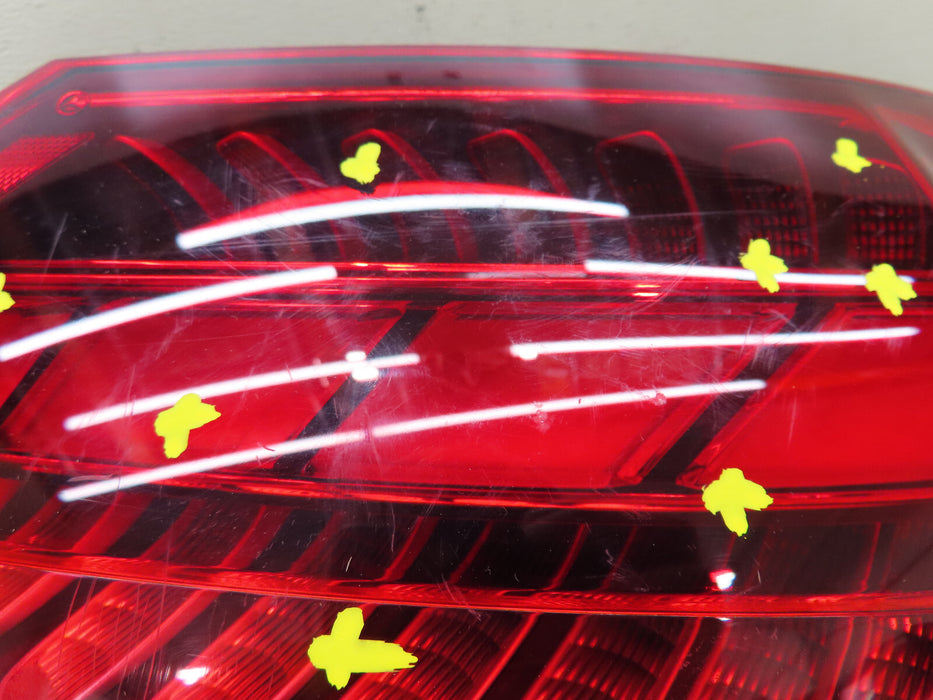 2022 2023 MERCEDES-BENZ C300 REAR RIGHT PASSENGER TAIL LIGHT LED OEM A2069063800