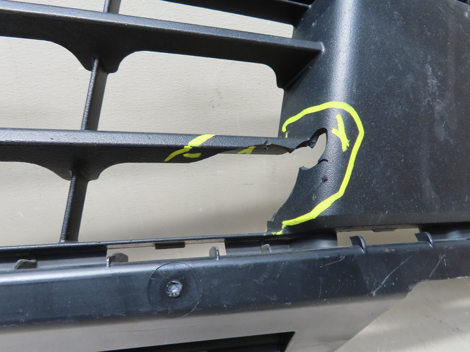2016-2020 CHEVROLET TRAVERSE FRONT LOWER GRILLE GRILL OEM P# 84402021