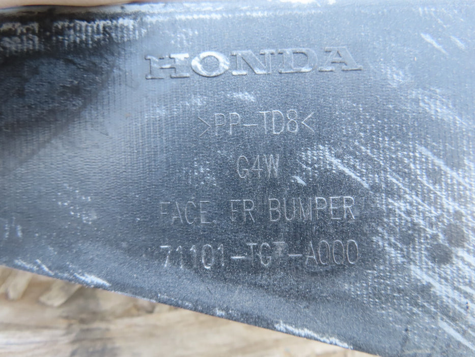 2016-2018 HONDA PILOT SUV FRONT BUMPER COVER PANEL OEM 71101-TG7-A000