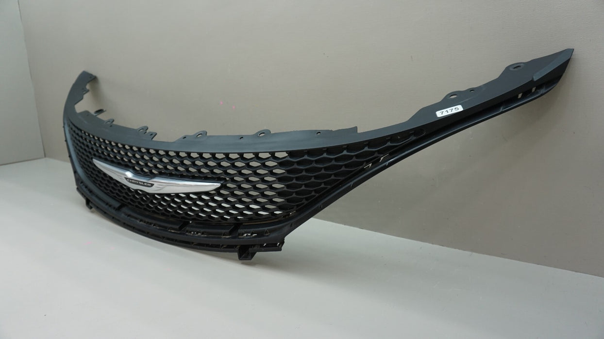 2017-2020 CHRYSLER PACIFICA FRONT UPPER MAIN GRILLE 68243485AC OEM 17 18 19 20