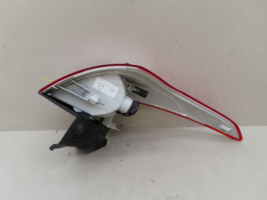 2013 2014 2015 2016 FORD ESCAPE REAR RIGHT PASSENGER SIDE TAIL LIGHT LAMP OEM