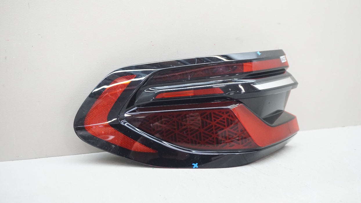 2022-2024 BMW X7 G07 LEFT DRIVER SIDE OUTER TAIL LIGHT OEM 9881355-09