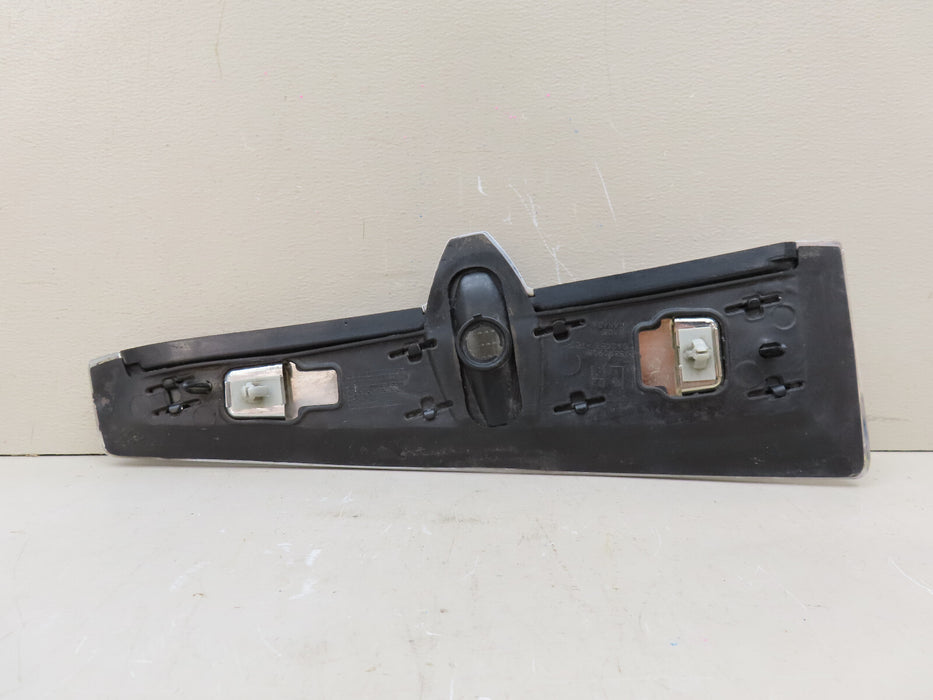2010 CADILLAC SRX LEFT DRIVER SIDE FENDER SIGNAL MARKER TRIM OEM
